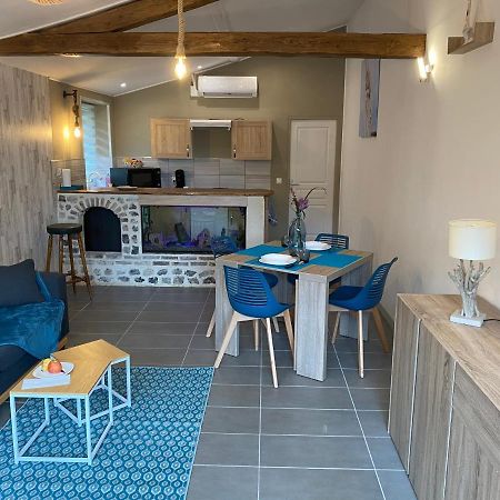 Les 4 Seasons, Agreable Gite Avec Terrasse Et Jardin La Croix Bigot Ngoại thất bức ảnh